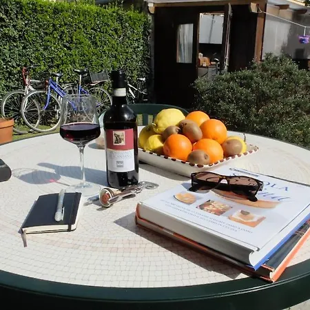 Con Giardino A 5 Minuti Dal Mare *